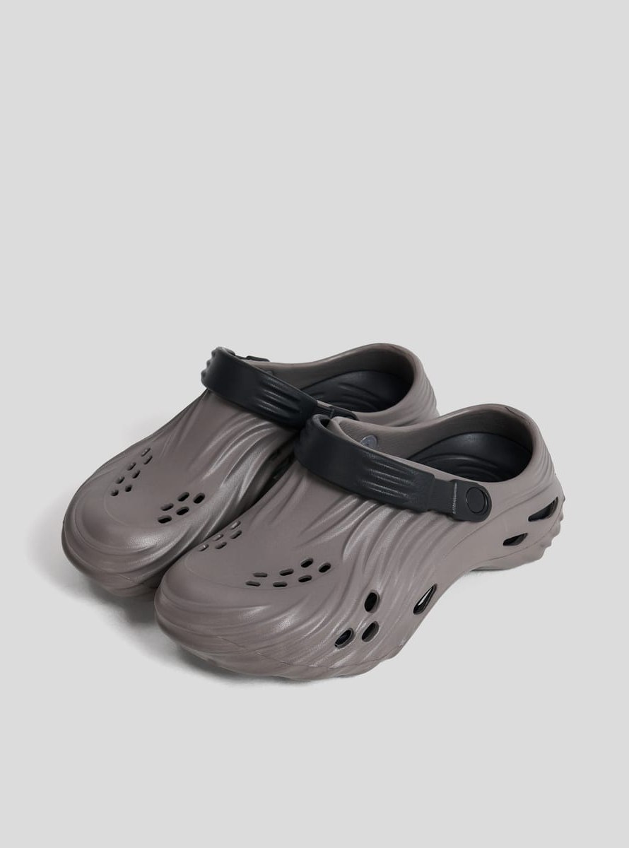 Сабо пляжные рифленые