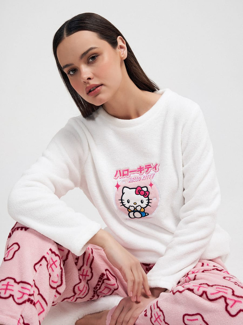 Плюшевая осенняя пижама с вышивкой Hello Kitty - Домашняя одежда - фото 10