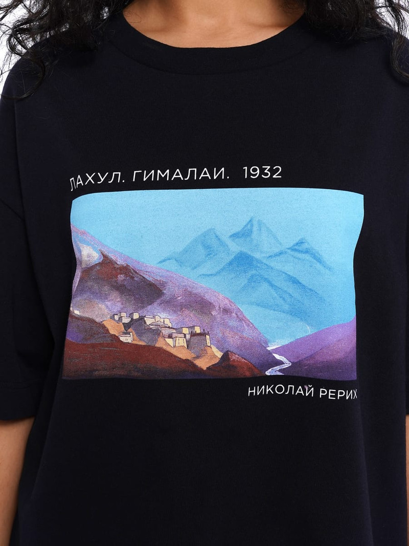 Футболка Третьяковская галерея Николай Рерих «Лахул. Гималаи. 1932» - Женщинам - фото 2