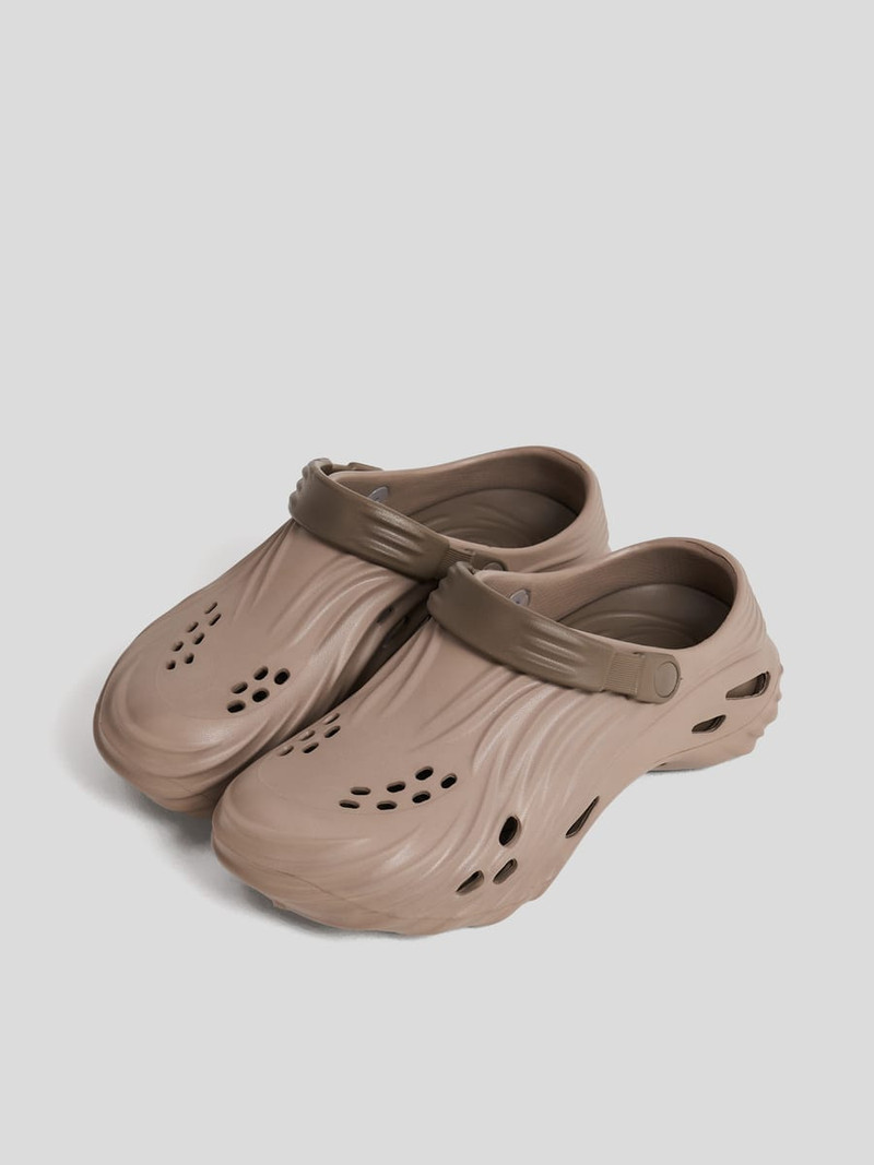 Сабо пляжные рифленые
