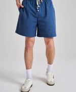 синий