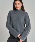 серый