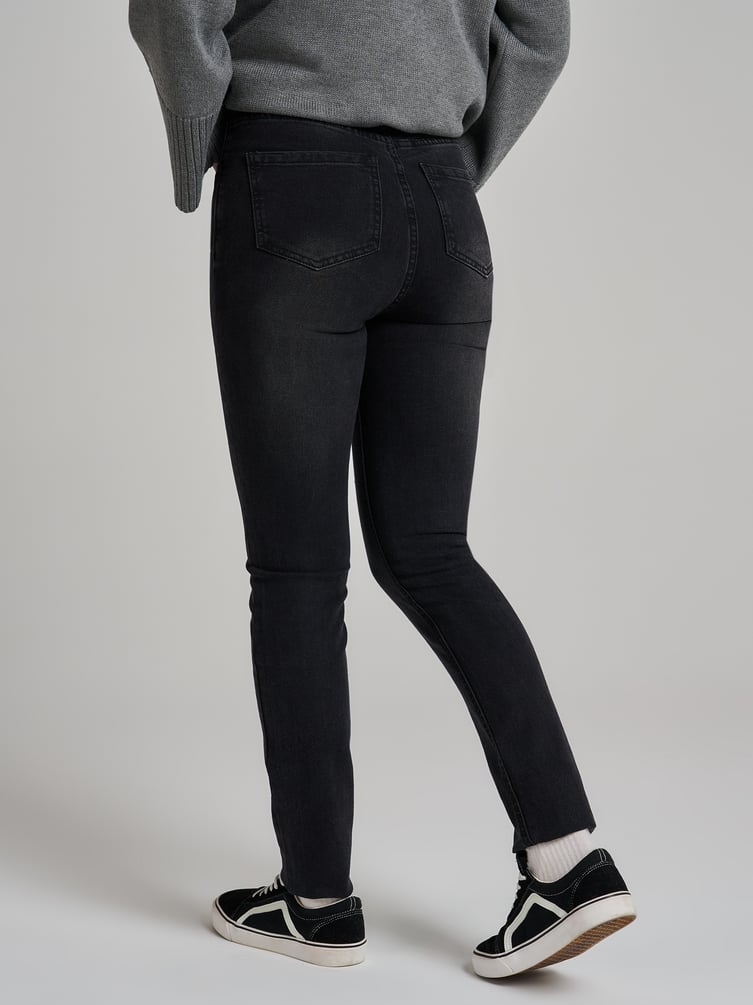 Джинсы скинни