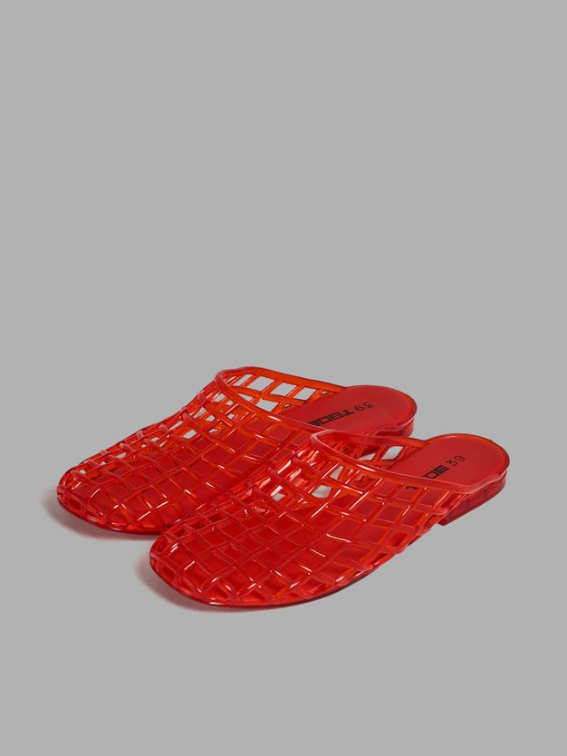 Шлепанцы с плетёным дизайном