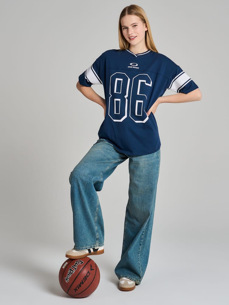 Спортивная футболка оверсайз с надписью