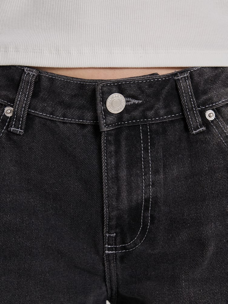 Джинсы бойфренды широкие