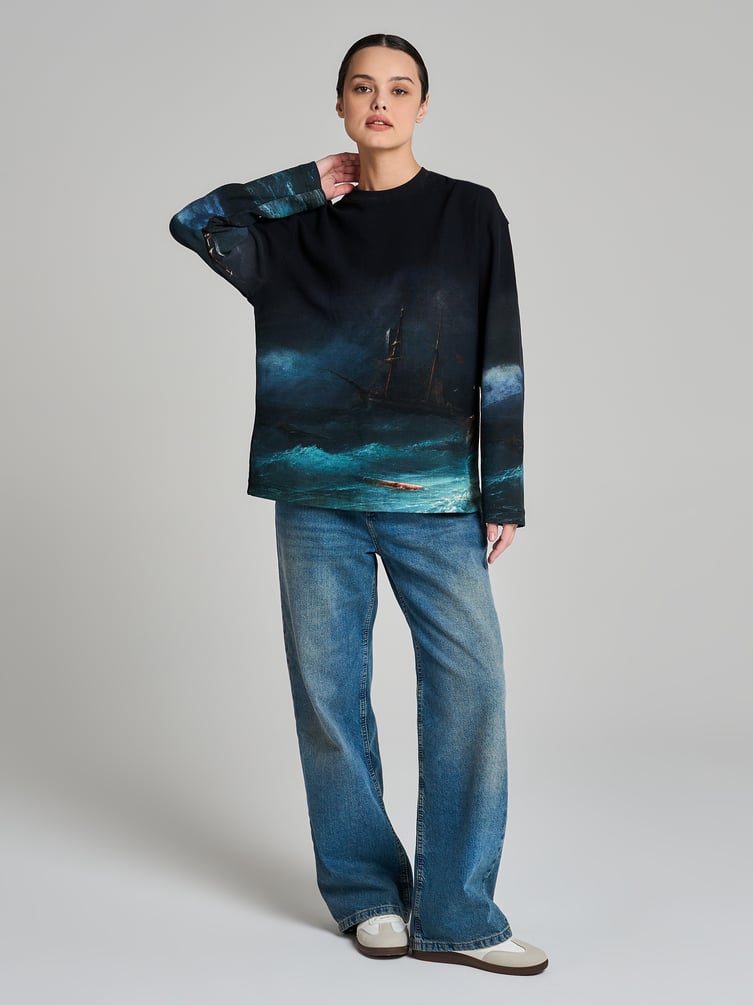 Лонгслив с принтом картин Третьяковской галереи