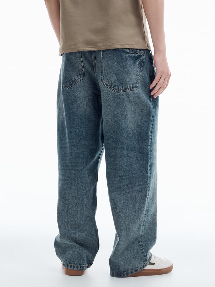 Широкие джинсы багги