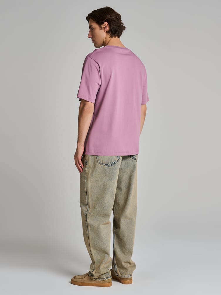 Футболка оверсайз с принтом мотылька