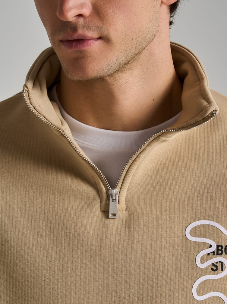 Теплая толстовка с высоким горлом и начесом