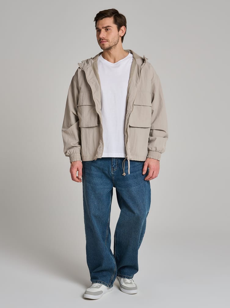 Ветровка демисезонная с капюшоном