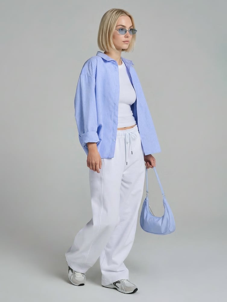 Брюки широкие со смещенным боковым швом