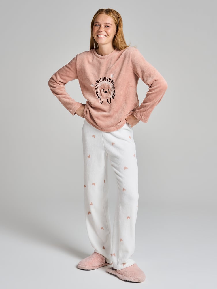 Зимняя пижама с вышитым ежиком