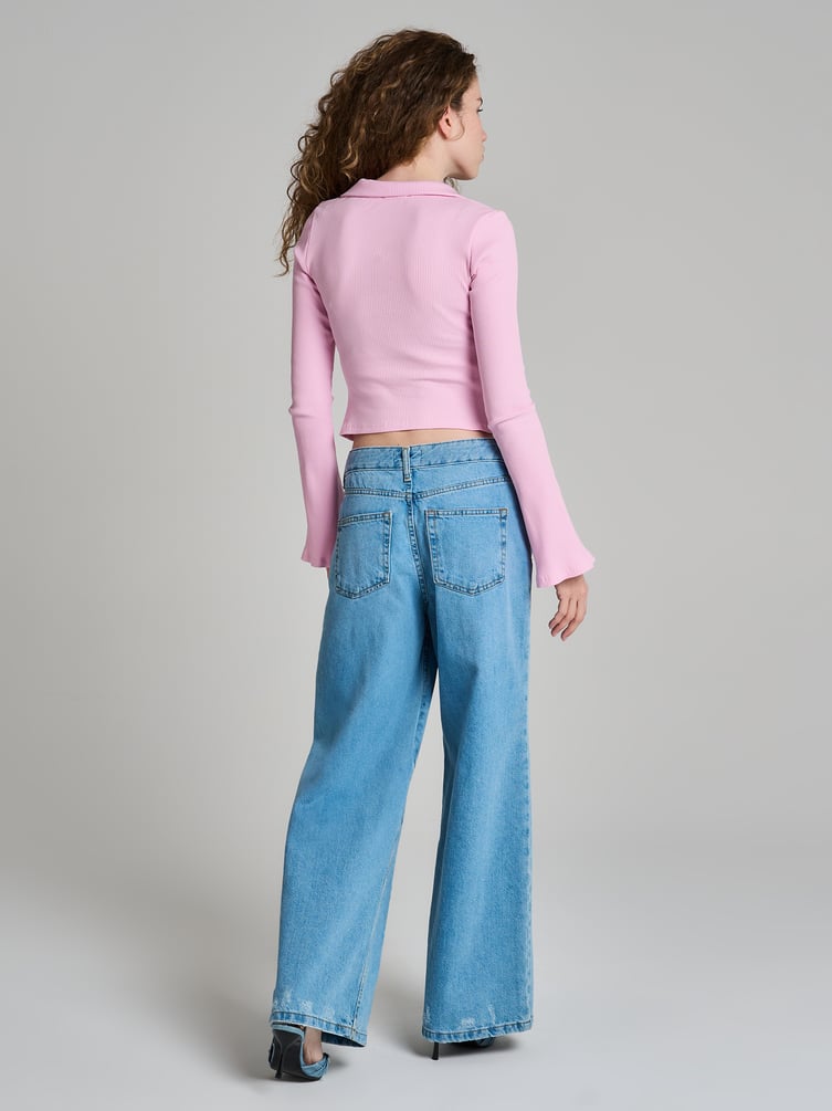 Блузка на молнии с рукавами клеш