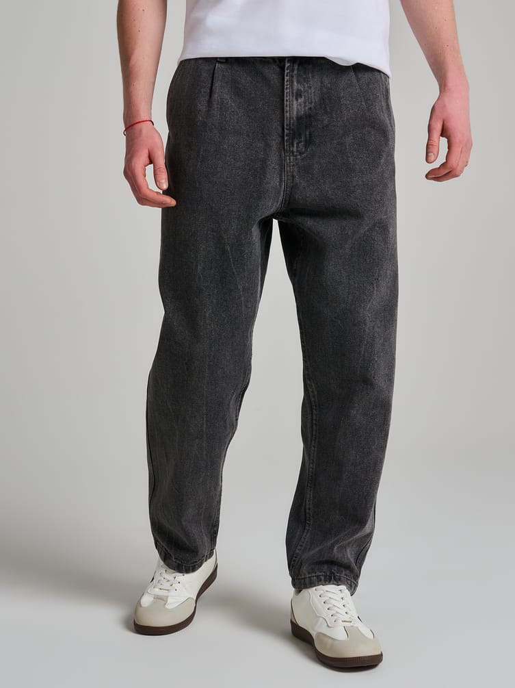 Зауженные джинсы бананы