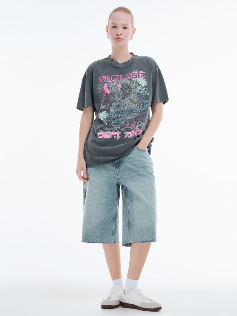 Свободная футболка с принтом дракона