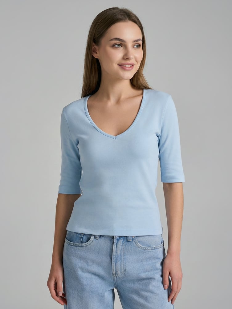 Лонгслив приталенный с рукавами 3/4