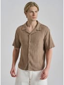 Рубашка с коротким рукавом и вышивкой шитьем