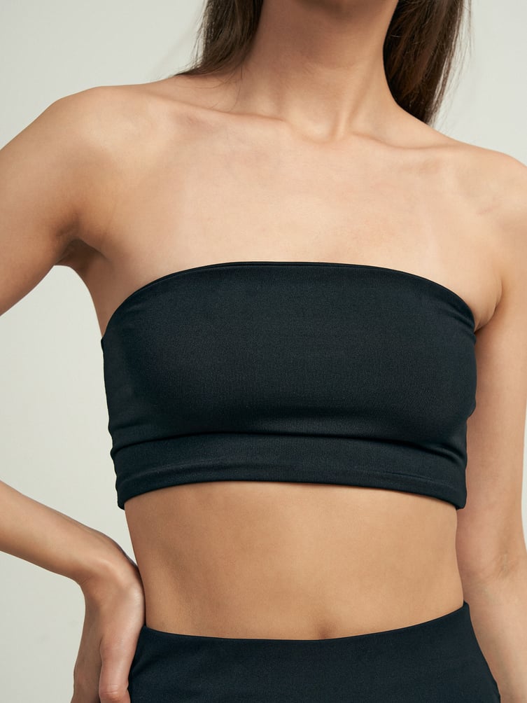 Короткий топ бандо под пиджак