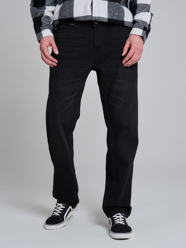 Прямые классические джинсы