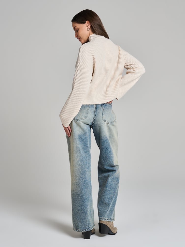 Свитер вязаный теплый