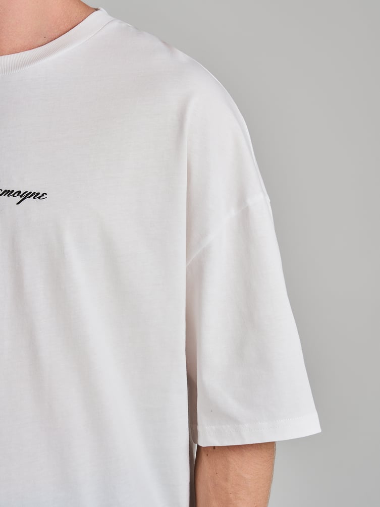 Футболка оверсайз с принтом на спине