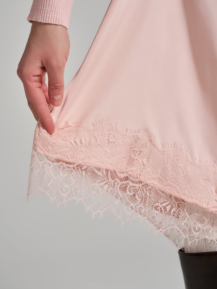Юбка миди атласная с кружевом в бельевом стиле