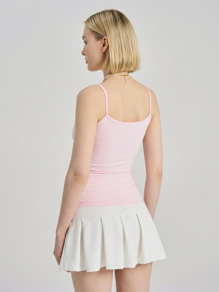 Топ на тонких бретелях