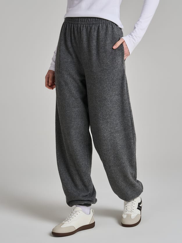 Брюки джоггеры трикотажные