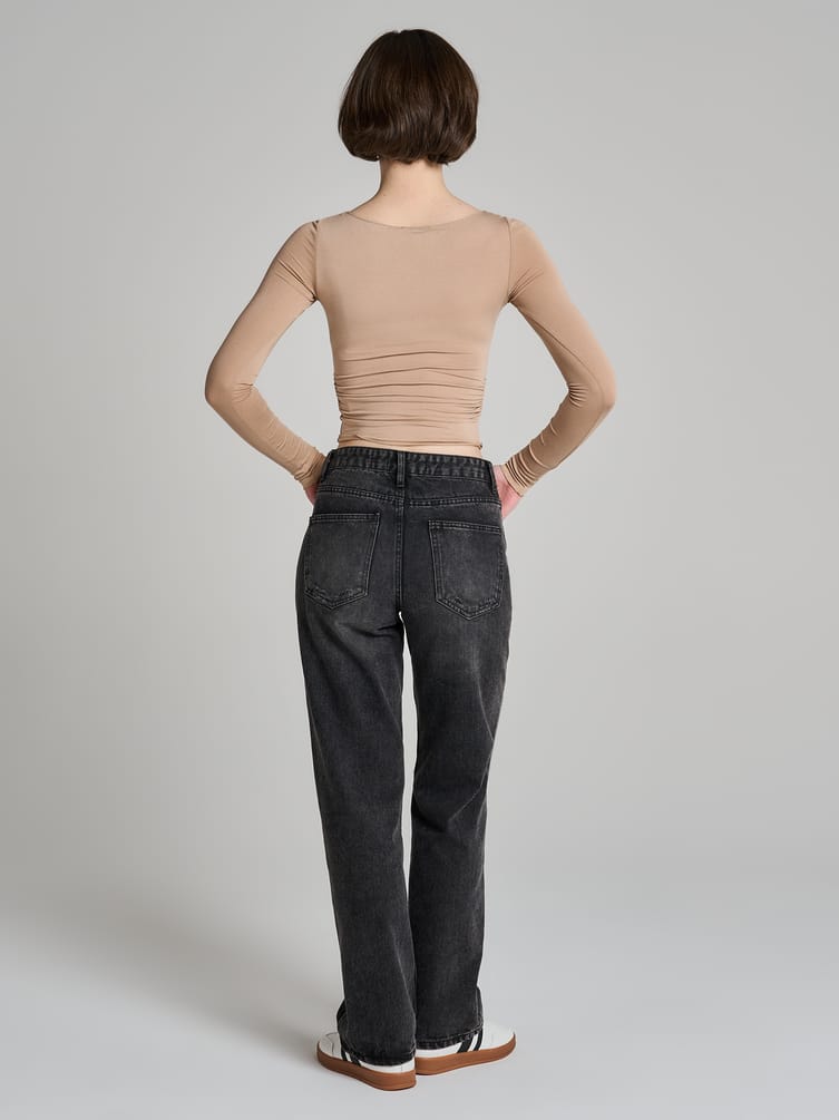 Лонгслив из вискозы с драпировкой