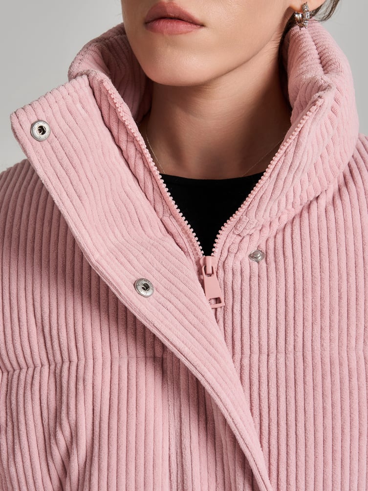 Велюровая куртка оверсайз утепленная