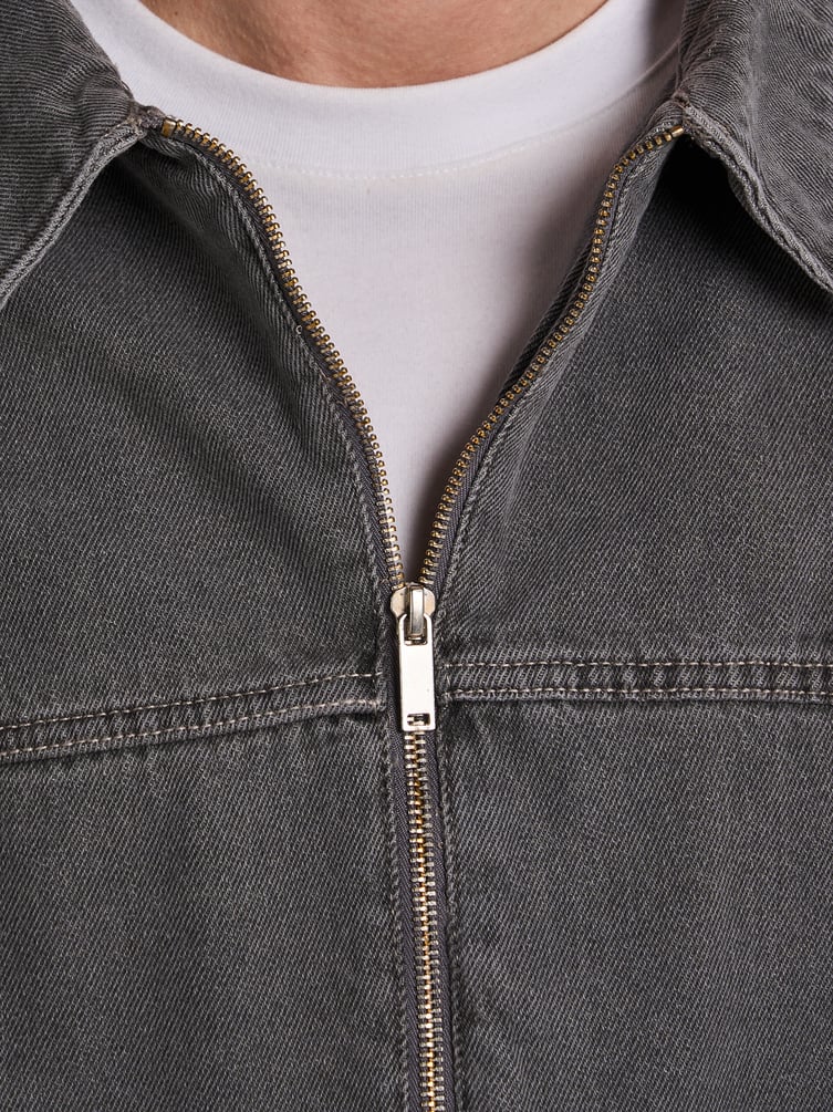 Куртка джинсовая на молнии