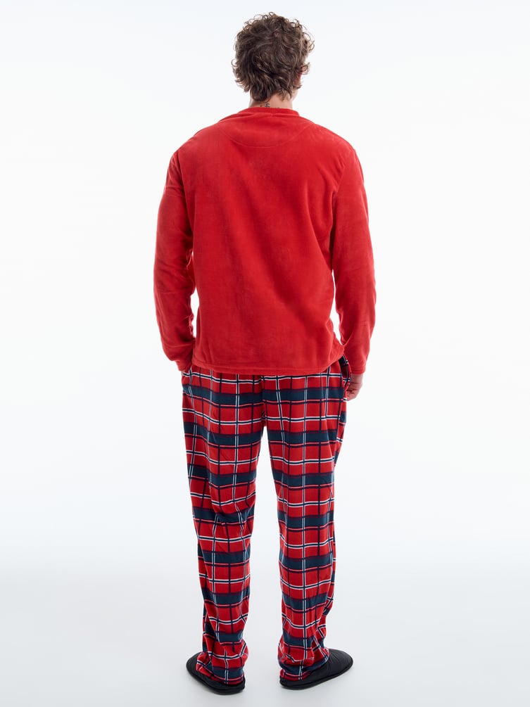 Плюшевая теплая пижама с надписью и брюками