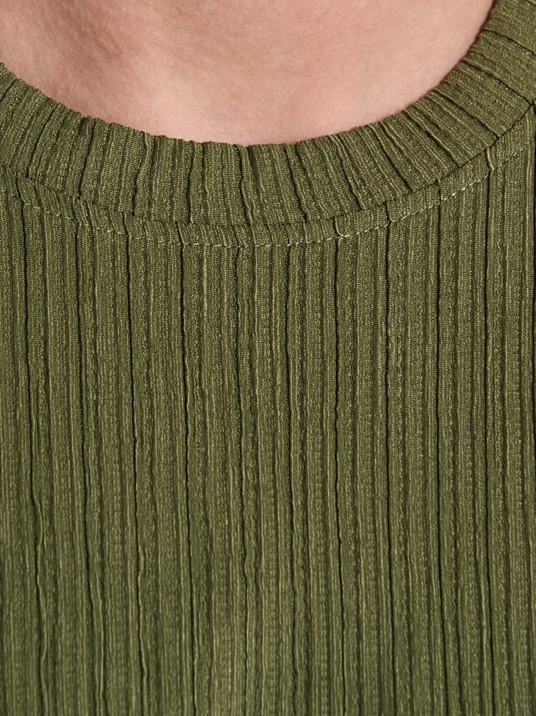 Футболка летняя из жатой ткани