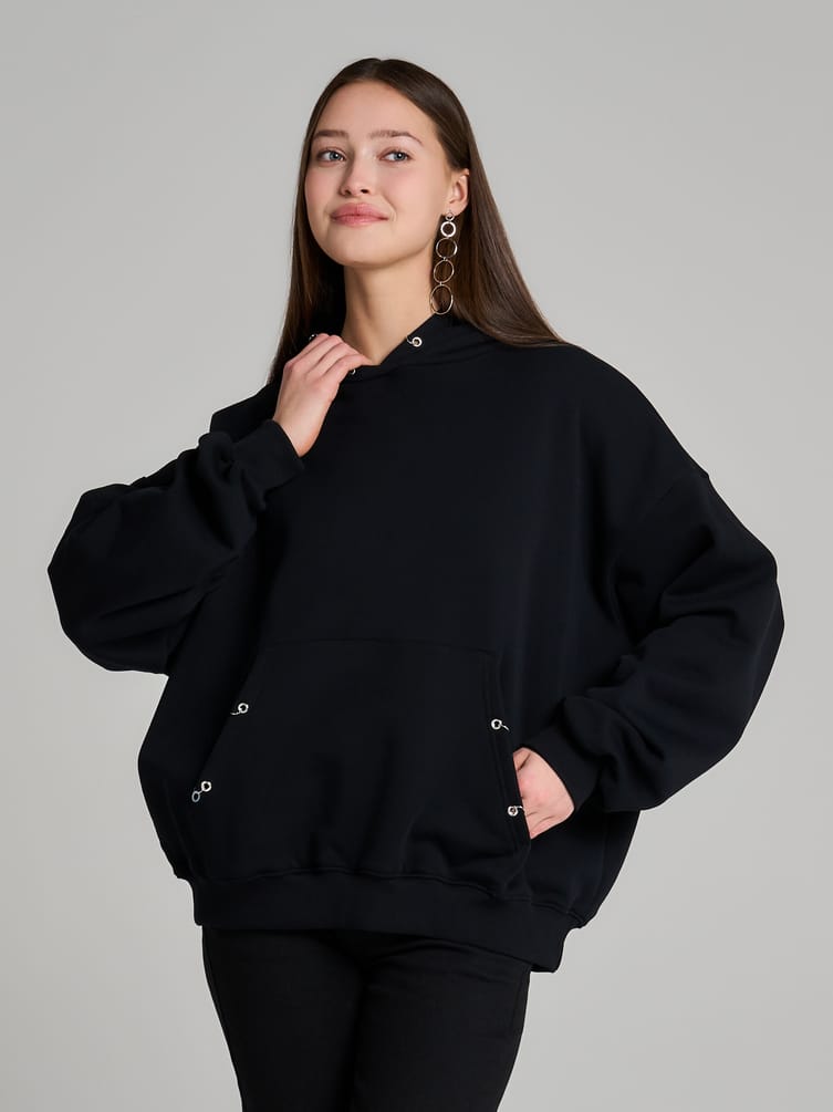 Тёплое худи с люверсами и кольцами