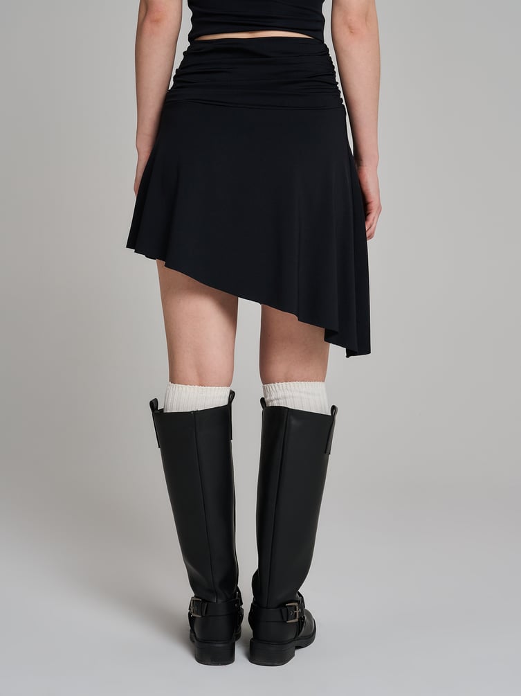 Мини юбка асимметричная с широким поясом