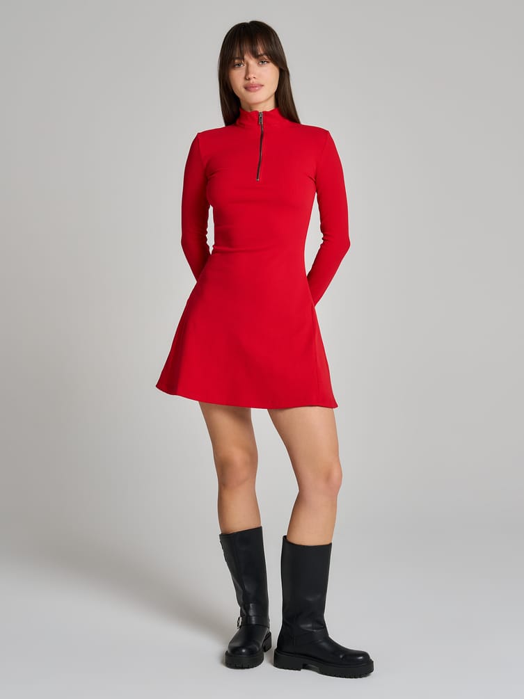 Платье в рубчик деловое