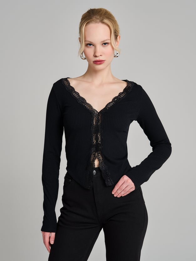 Лонгслив облегающий с кружевом