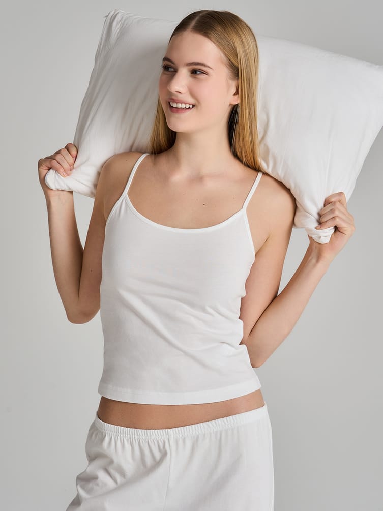 Пижама из хлопка с майкой и брюками