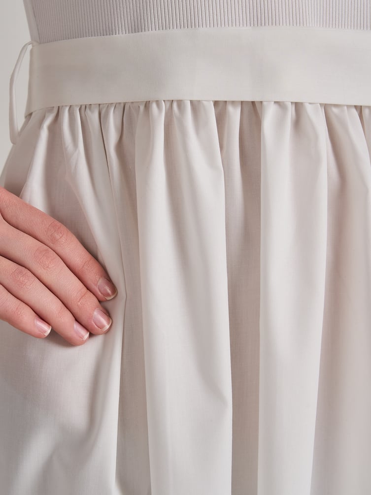 Платье нарядное с воланами