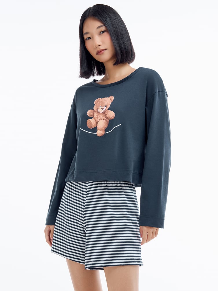 Пижама с длинным рукавом и шортами в полоску