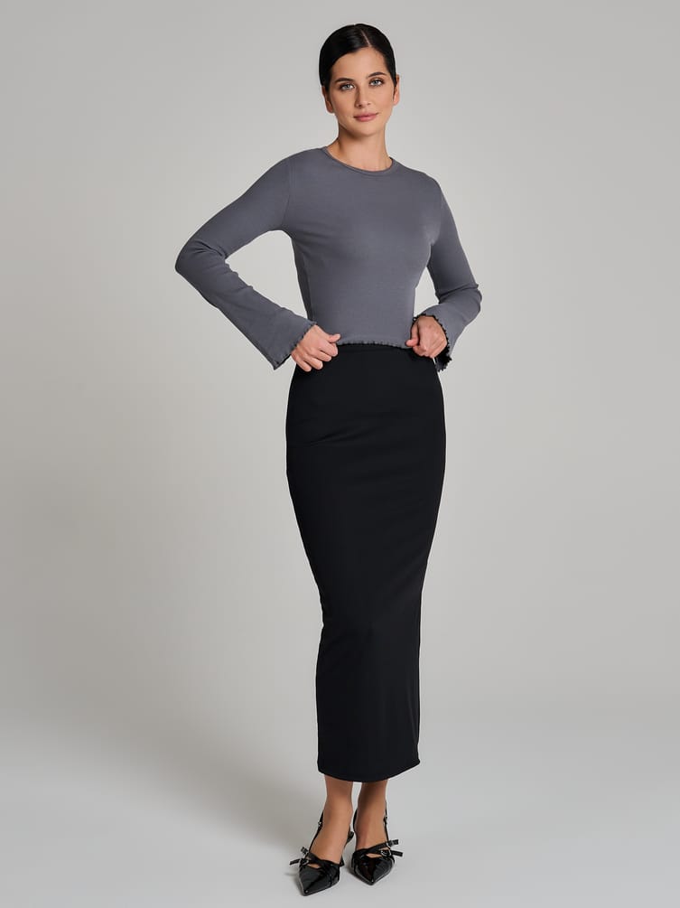 Лонгслив кроп с рукавами клеш