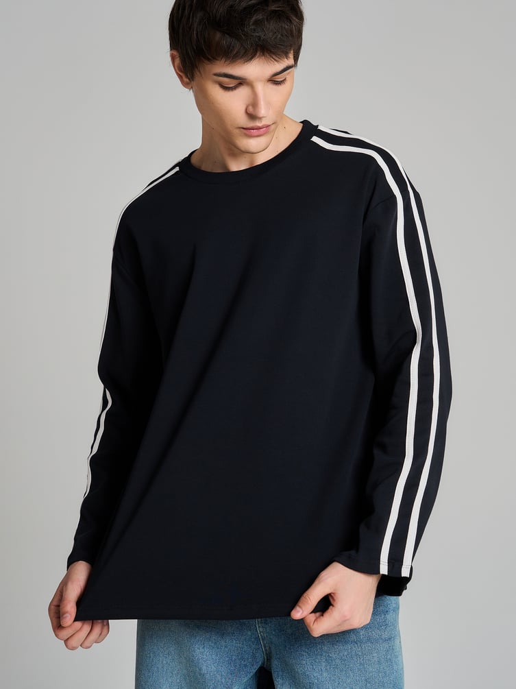 Лонгслив спортивный с лампасами