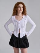 Блузка нарядная с рюшами