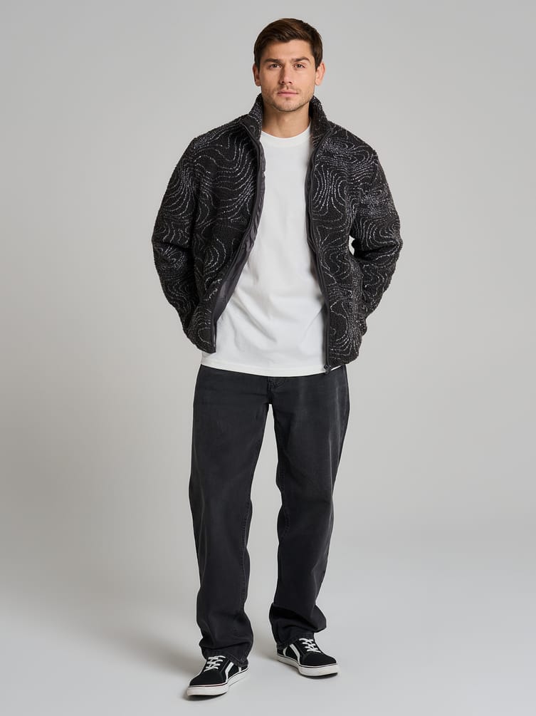 Широкие повседневные джинсы