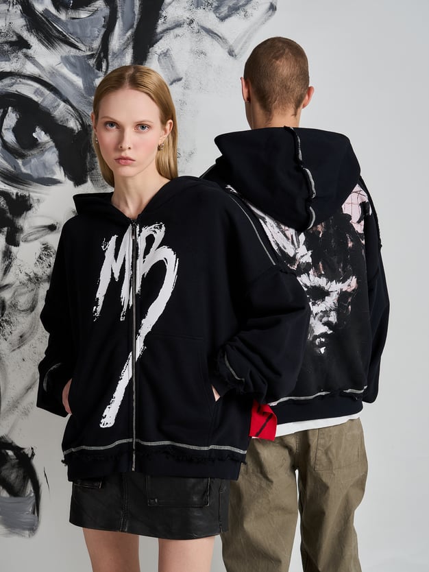 Толстовка с капюшоном и принтом Макс Борисов