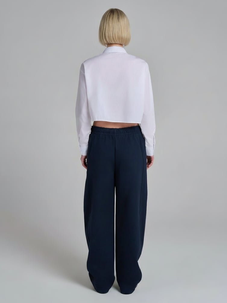 Брюки широкие со смещенным боковым швом