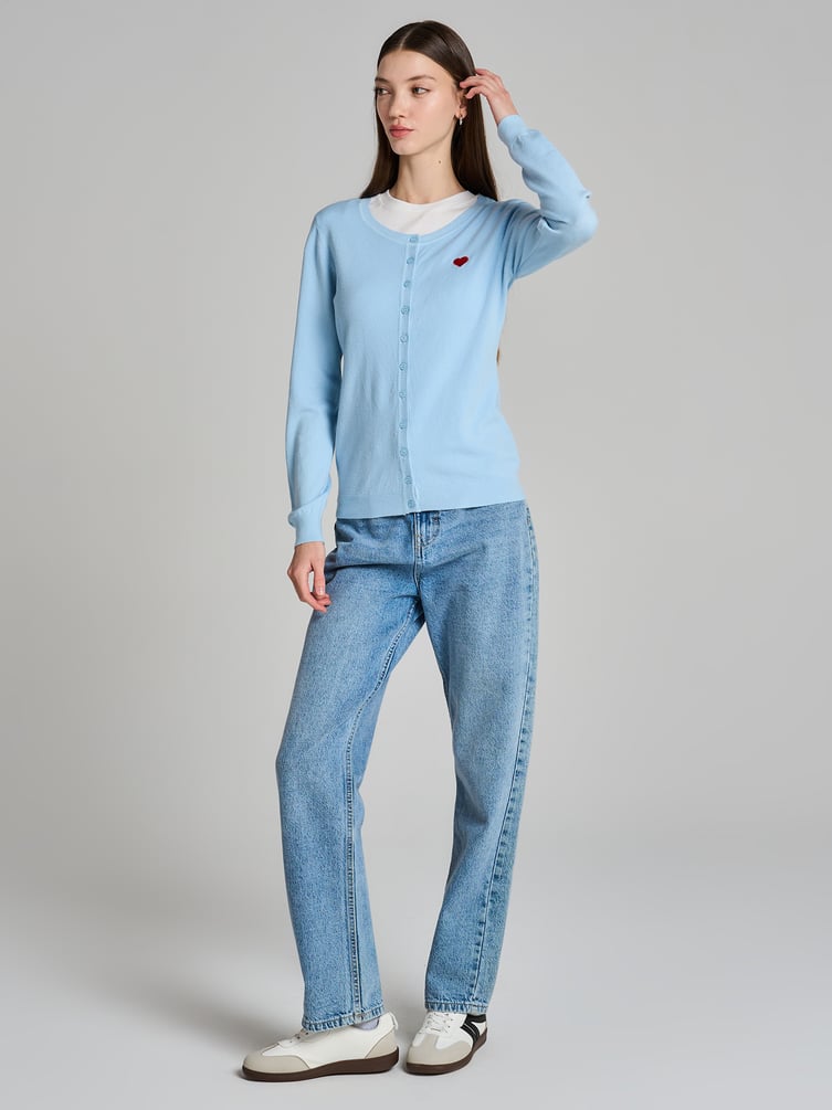 Кардиган на пуговицах с вышивкой