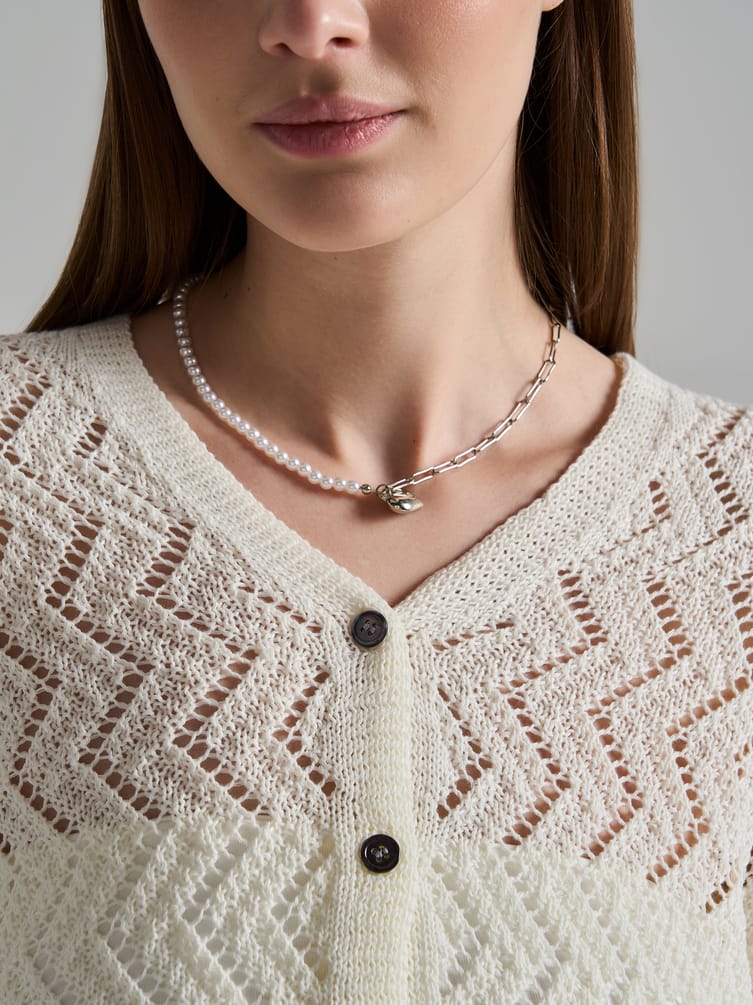 Вязаный кардиган на пуговицах