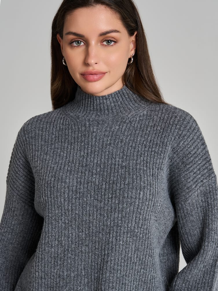 Свитер вязаный теплый